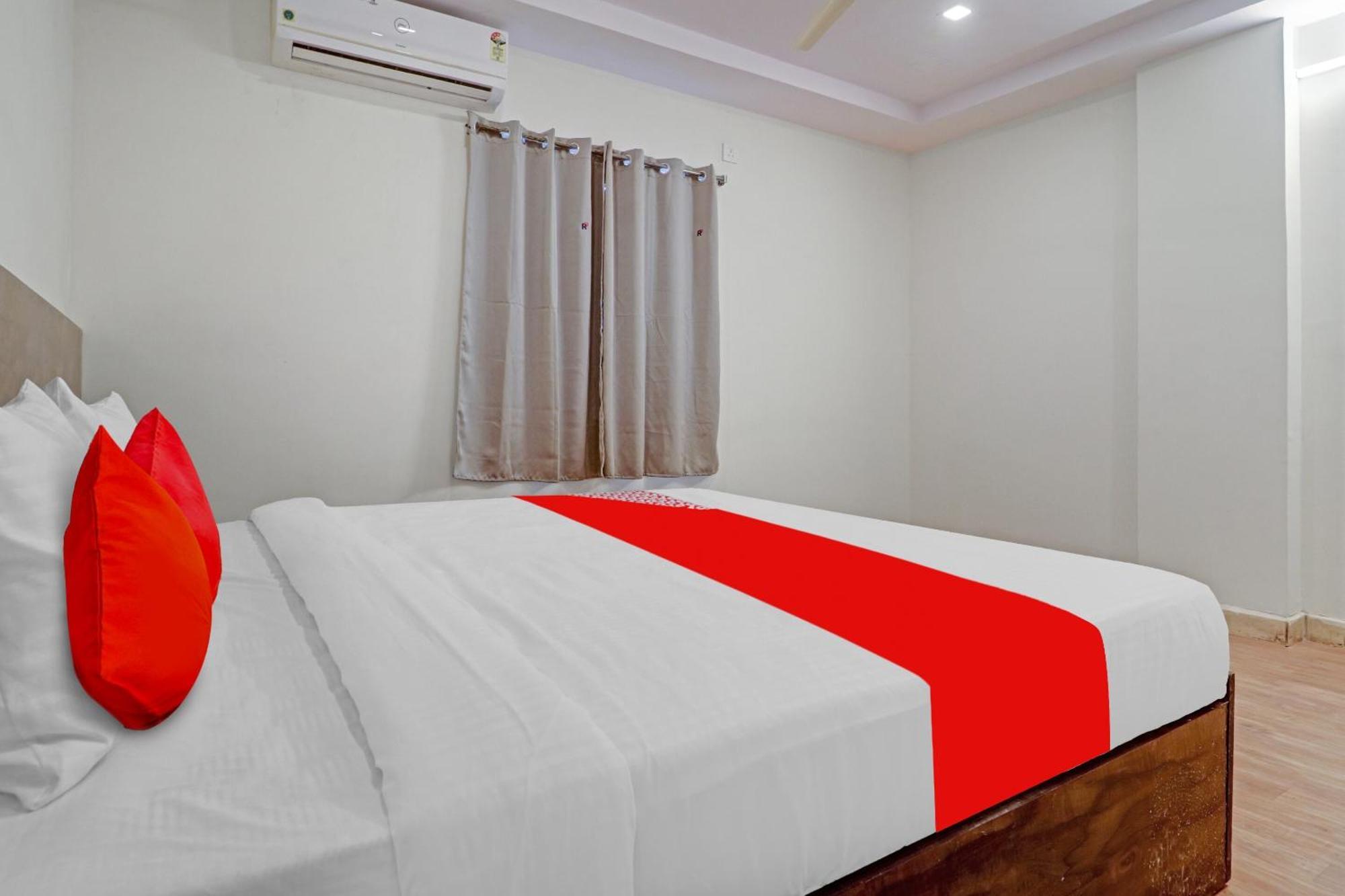 Hotel O R Square Bn Reddy Sururnagar Zewnętrze zdjęcie