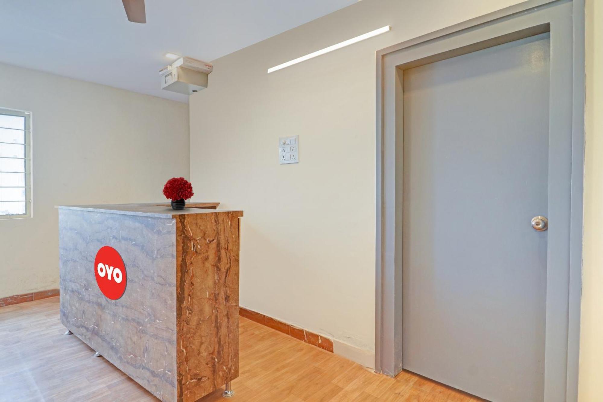 Hotel O R Square Bn Reddy Sururnagar Zewnętrze zdjęcie